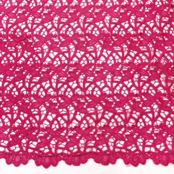 Scalloped Willow Lace CERISE